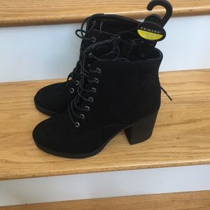 NWT suede heeled boots